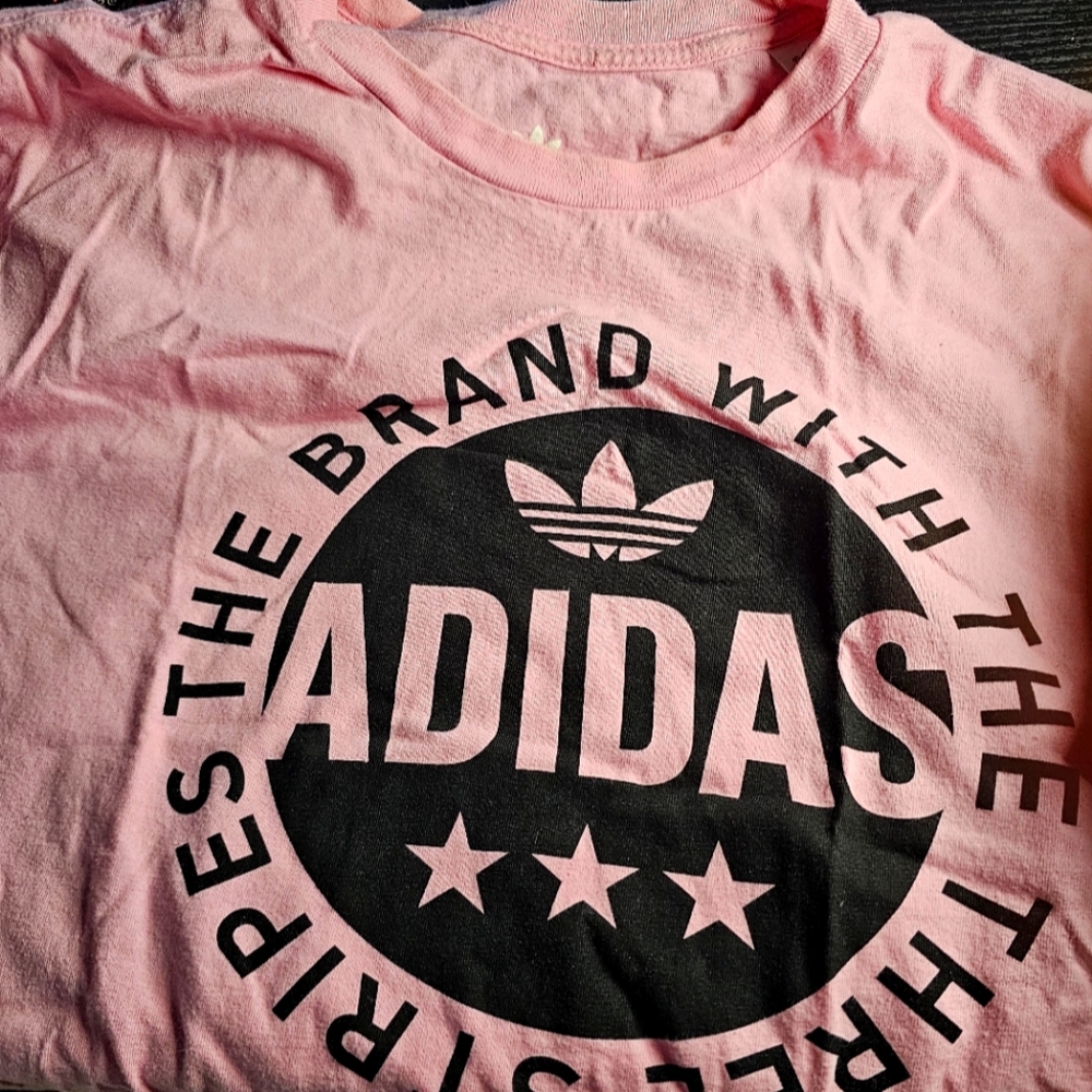 Adidas Originals pink 👕